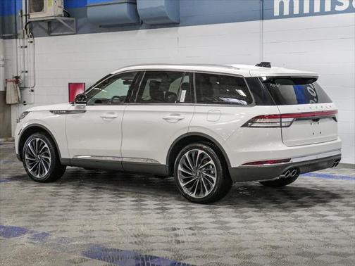 2025 Lincoln Aviator Reserve AWD