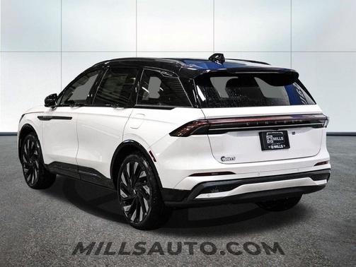 2026 Lincoln Nautilus Reserve