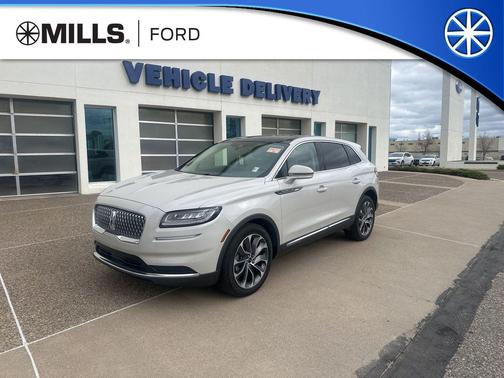Ceramic Pearl Metallic Tinted Clearcoat 2022 Lincoln Nautilus Reserve