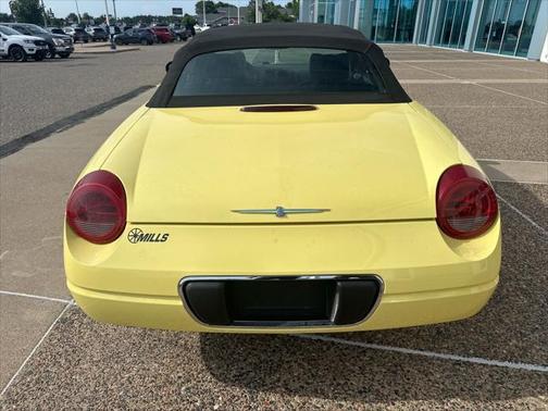 2002 Ford Thunderbird Base