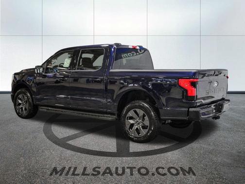 2025 Ford F-150 Lightning Flash