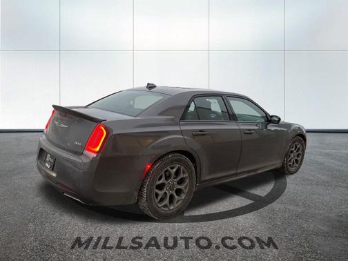 2017 Chrysler 300 S
