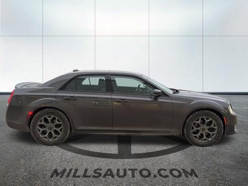 2017 Chrysler 300 S