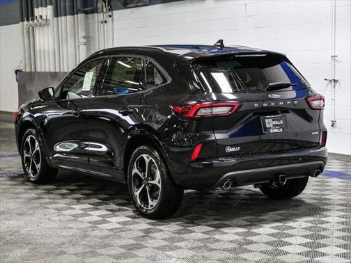 2025 Ford Escape ST-Line Elite