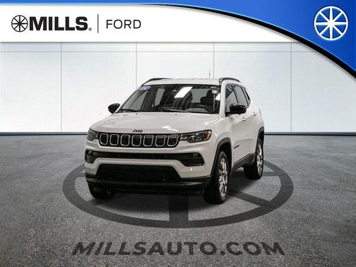 2022 Jeep Compass Latitude Lux