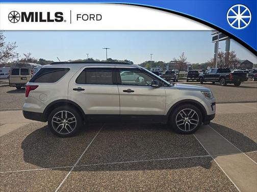 2018 Ford Explorer Sport