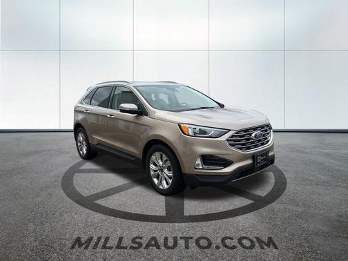 2020 Ford Edge Titanium