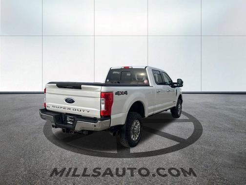 2017 Ford F-350 Lariat