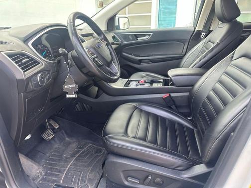 Oxford White 2020 Ford Edge SEL