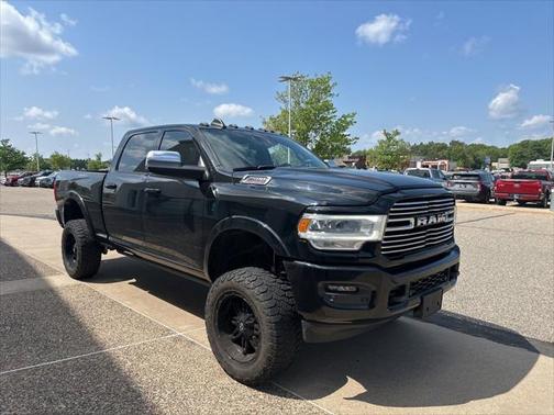 2021 RAM 2500 Laramie Crew Cab 4x4 6'4' Box