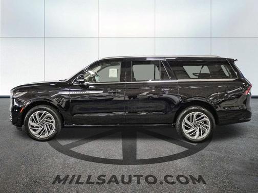 2025 Lincoln Navigator Reserve
