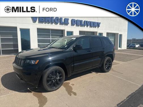 2022 Jeep Grand Cherokee Laredo