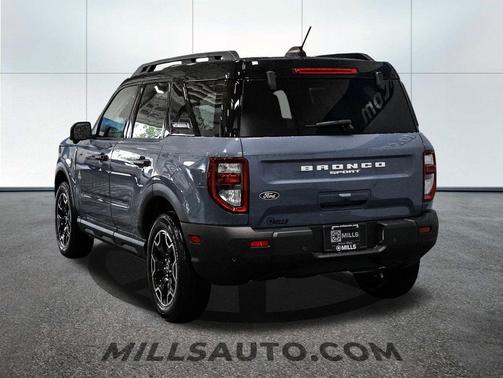 Azure Gray Metallic Tri-Coat 2026 Ford Bronco Sport Outer Banks