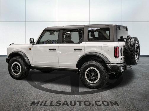 2023 Ford Bronco Badlands