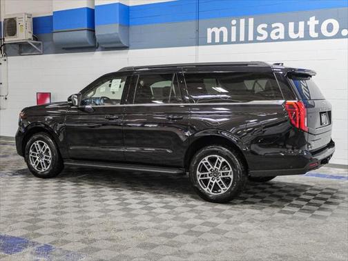 2025 Ford Expedition Max Active 4x4
