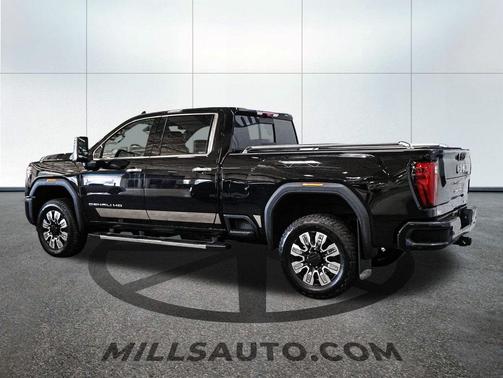 2025 GMC Sierra 3500 Denali