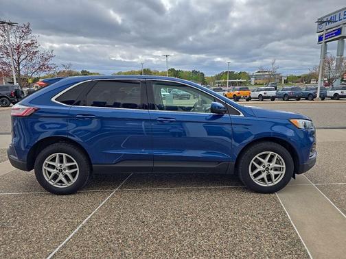 Atlas Blue Metallic 2024 Ford Edge SEL
