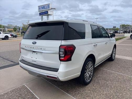 2022 Ford Expedition Platinum