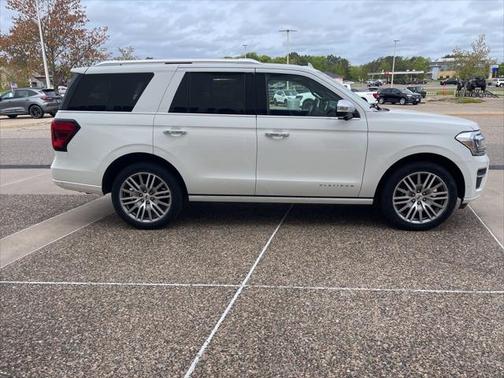 2022 Ford Expedition Platinum