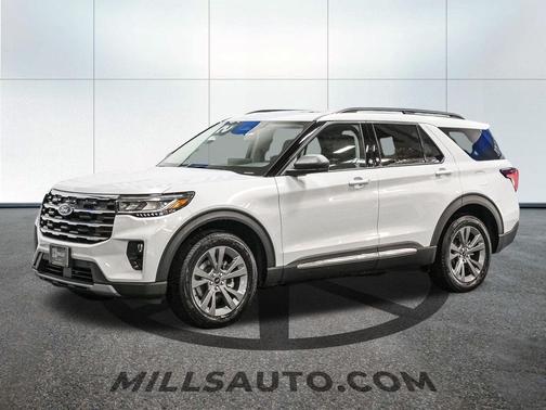 2025 Ford Explorer Active