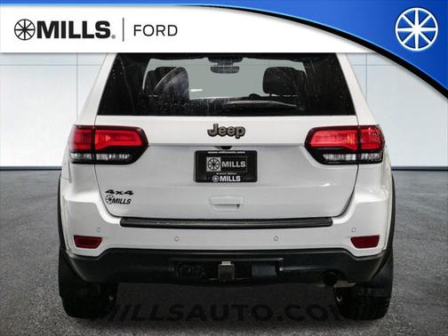 2017 Jeep Grand Cherokee Laredo