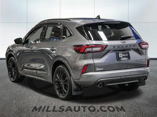 2023 Ford Escape ST-Line Elite