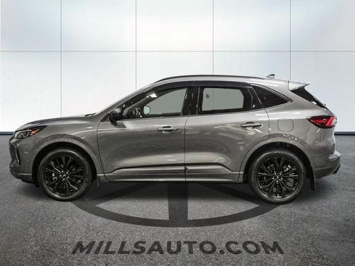 2023 Ford Escape ST-Line Elite