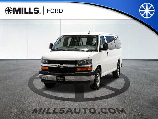 2017 Chevrolet Express 2500 LT