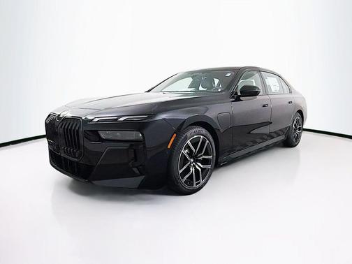 Black Sapphire Metallic 2026 BMW 750e i xDrive