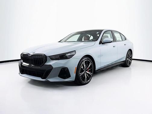 Brooklyn Grey Metallic 2026 BMW 530 xDrive