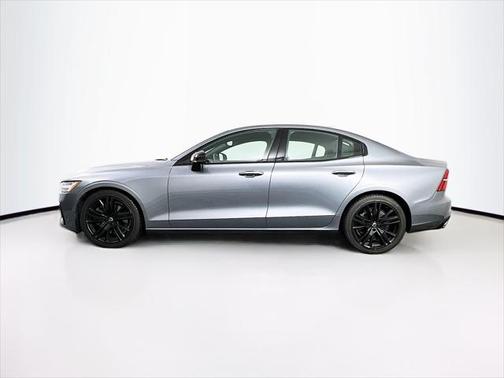 2019 Volvo S60 T6 R-Design