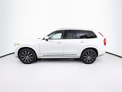 2025 Volvo XC90 B6 Plus 7-Seater