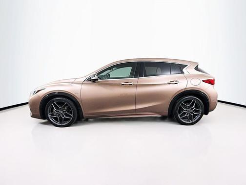 2018 INFINITI QX30 SPORT