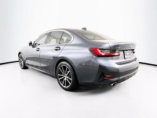 2022 BMW 330 xDrive