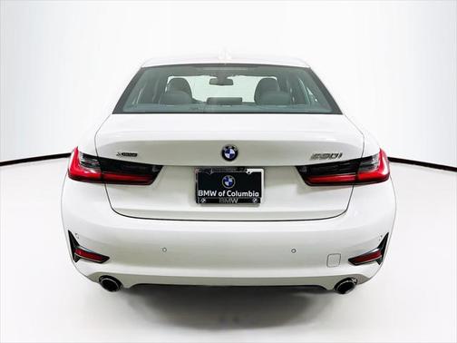 2021 BMW 330 xDrive