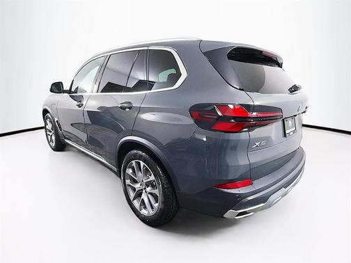 2026 BMW X5 PHEV xDrive50e