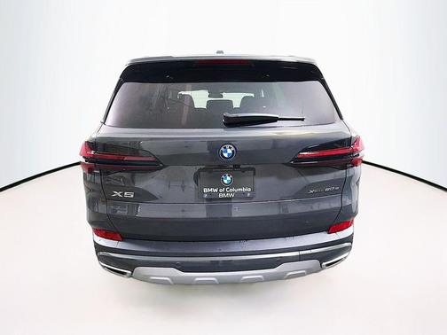 Dravit Grey Metallic 2026 BMW X5 PHEV xDrive50e