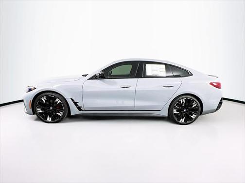 2025 BMW M440 i xDrive