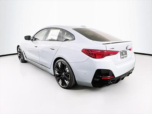 2025 BMW M440 i xDrive
