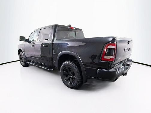 Diamond Black Crystal Pearlcoat 2023 RAM 1500 Rebel