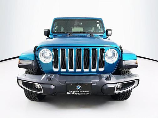 Bikini Pearlcoat 2019 Jeep Wrangler Unlimited Sahara