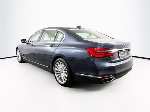 2018 BMW 740 xDrive