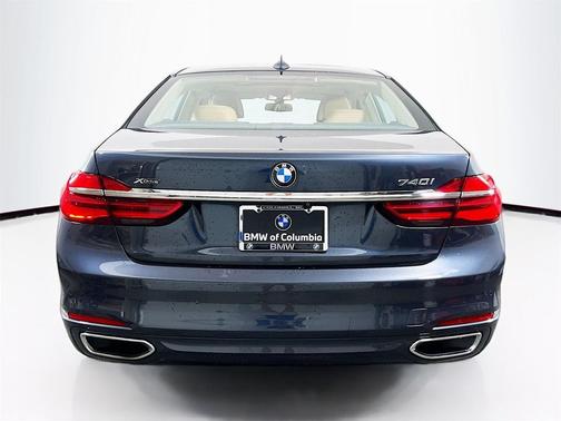 2018 BMW 740 xDrive
