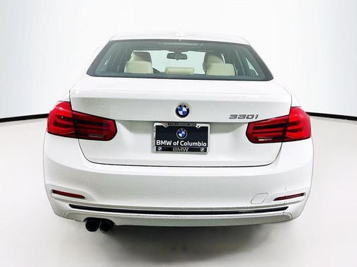 Alpine White 2017 BMW 330 330i