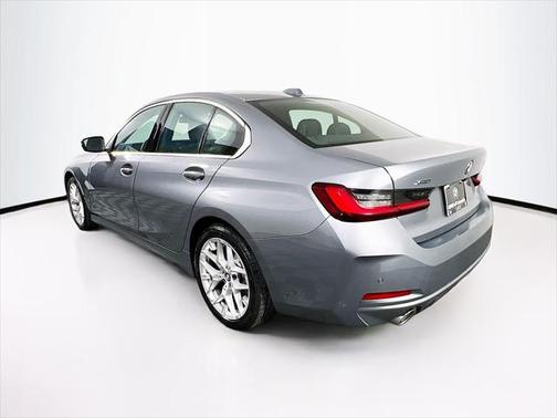 2025 BMW 330 i xDrive