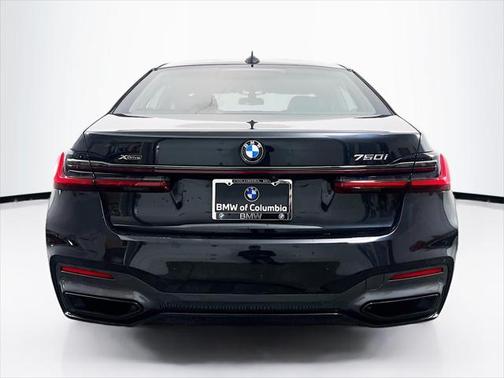 2022 BMW 750 i xDrive