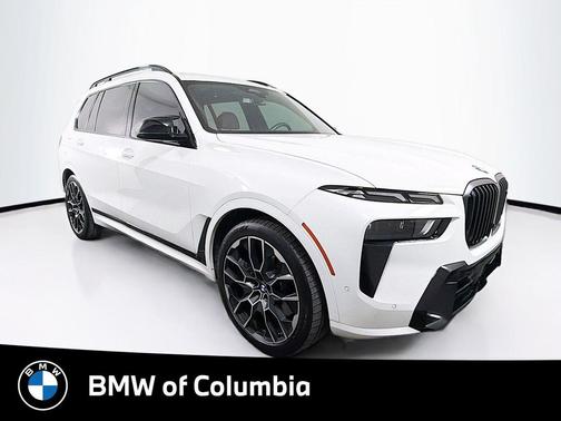 2024 BMW X7 M60i