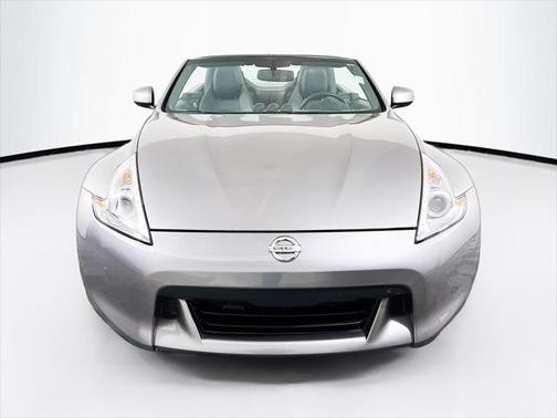 2010 Nissan 370Z Touring