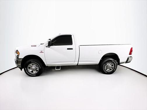 2023 RAM 3500 Tradesman Regular Cab 4x4 8' Box
