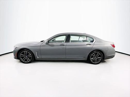 2022 BMW 750 i xDrive